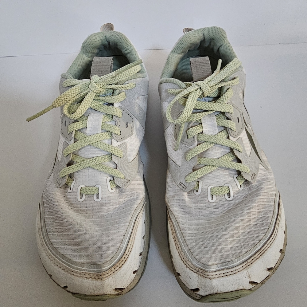 Altra Lone Peak 6 Women's White/Green Running Shoes Size 7.5